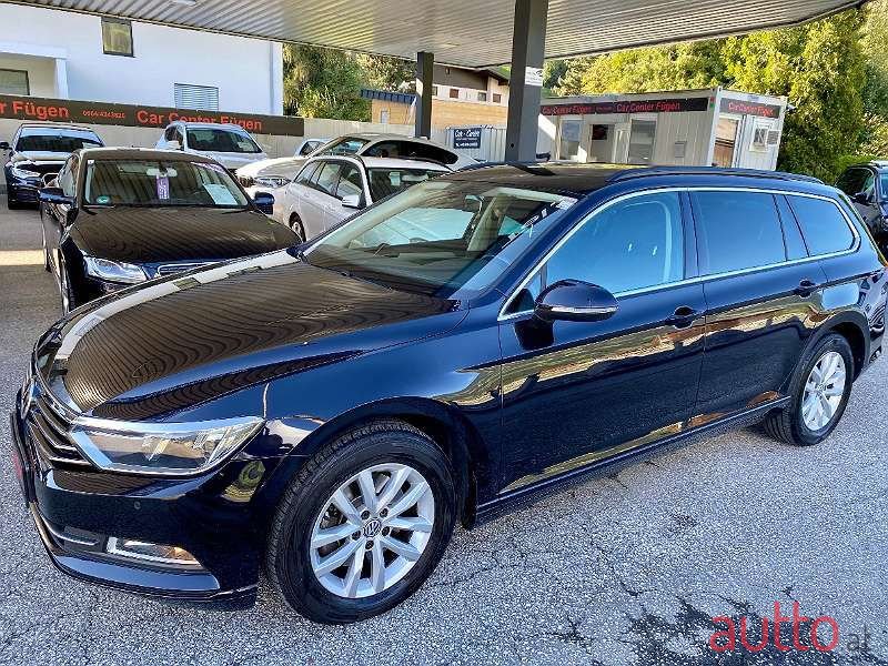 2016' Volkswagen Passat photo #5