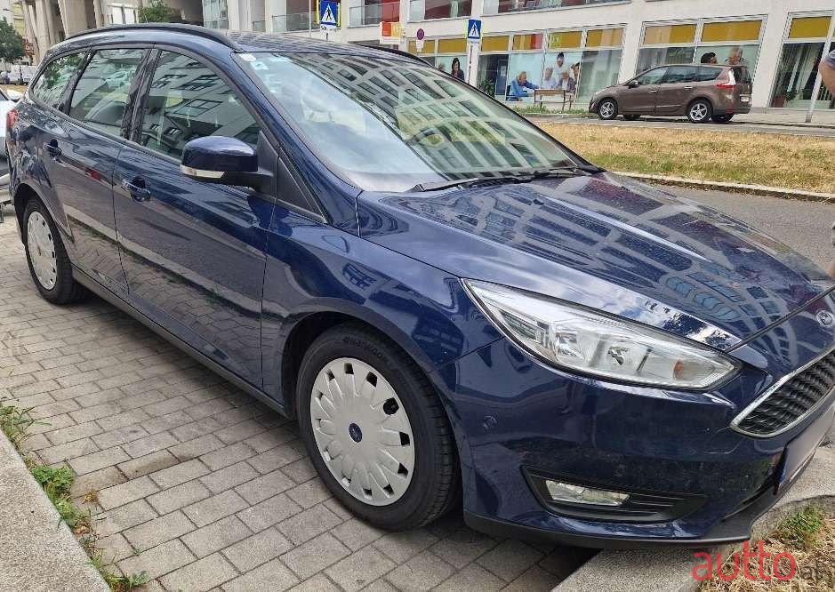2016' Ford Focus photo #3