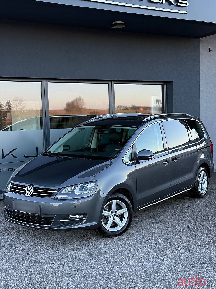 2013' Volkswagen Sharan photo #1