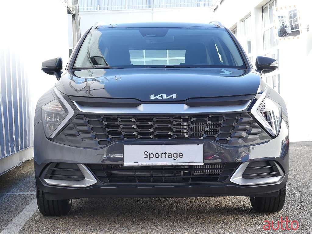 2022' Kia Sportage photo #2