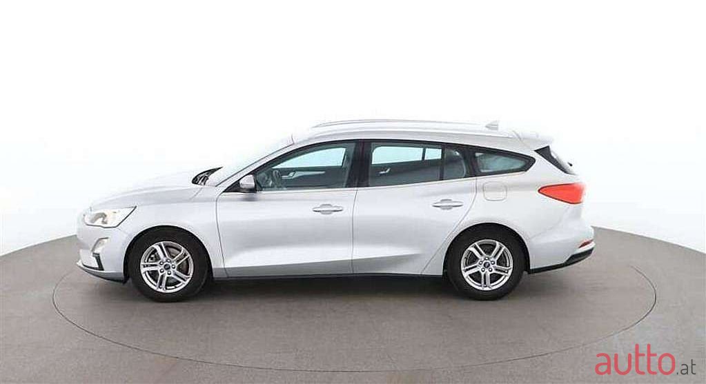 2019' Ford Focus photo #5