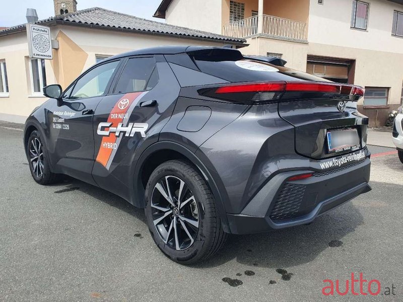 2023' Toyota C-HR photo #6