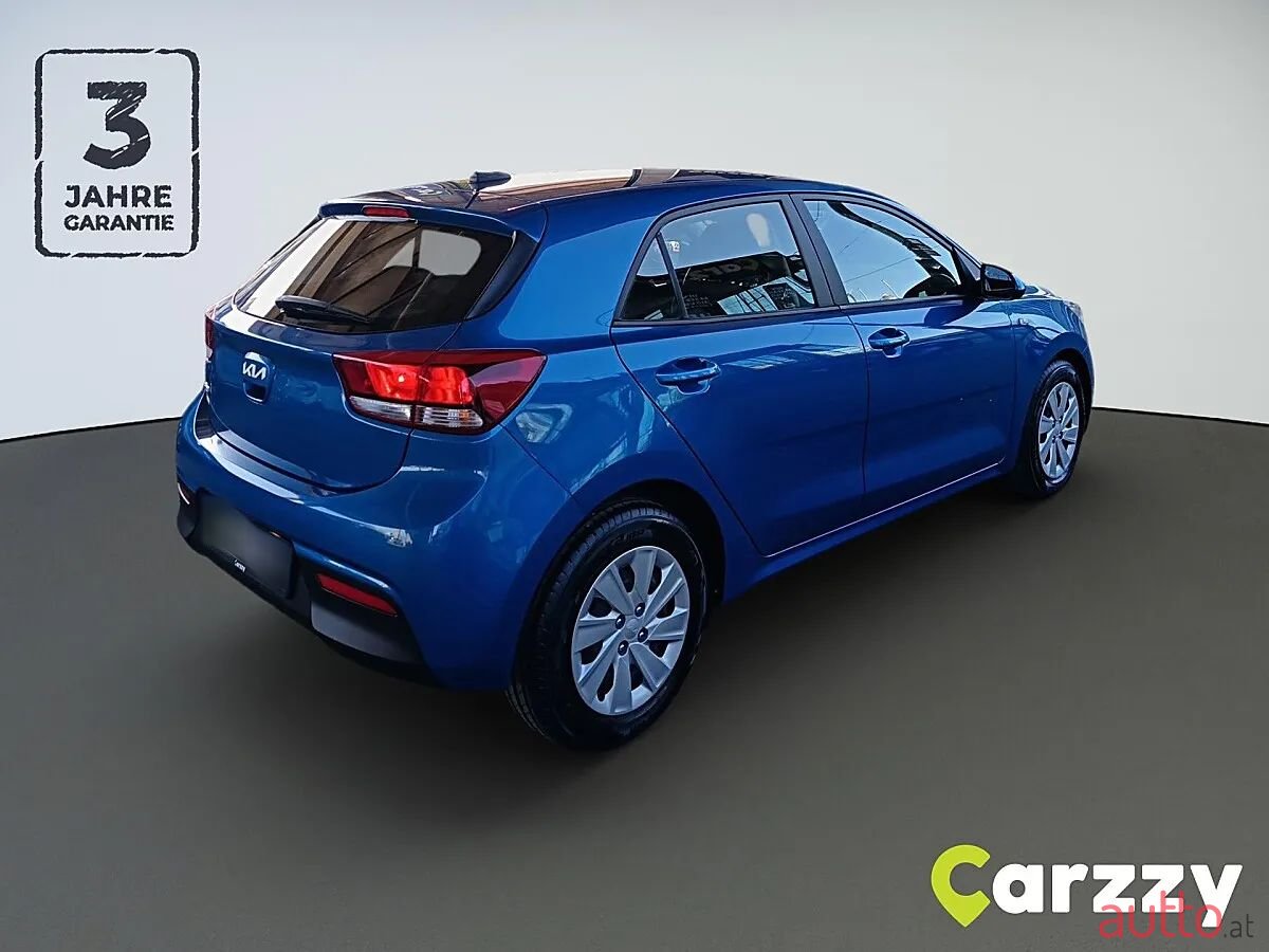 2022' Kia Rio photo #5