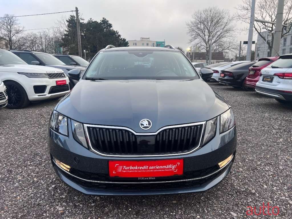2019' Skoda Octavia photo #5