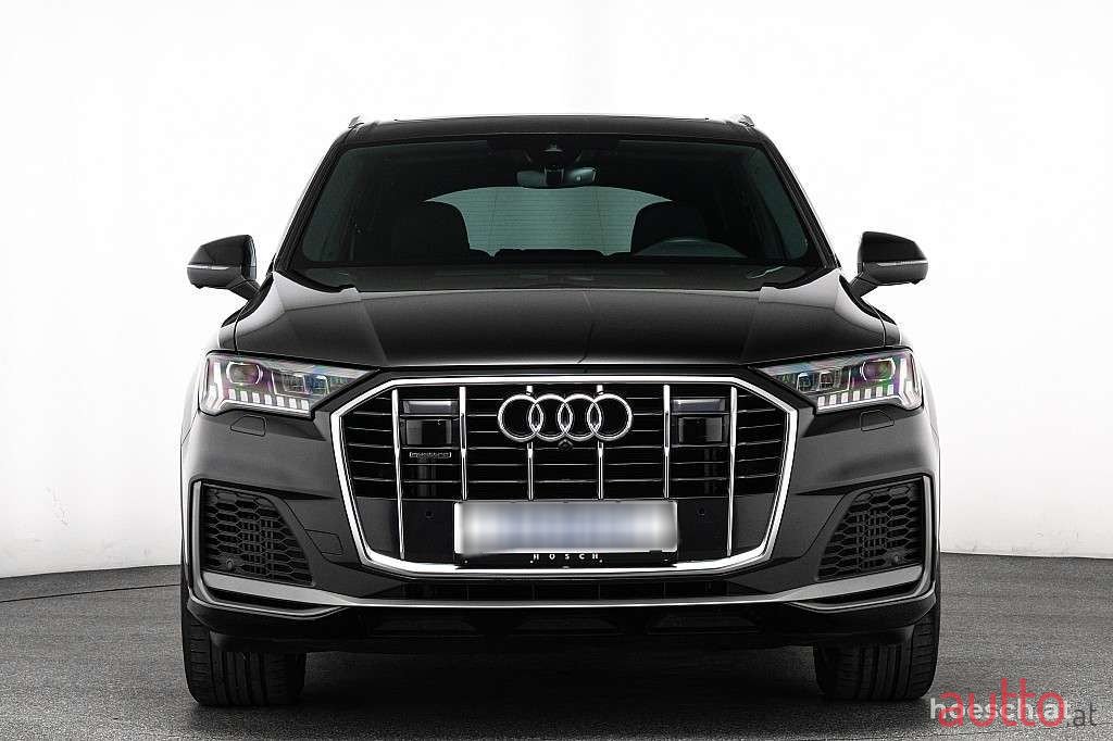 2024' Audi Q7 photo #2