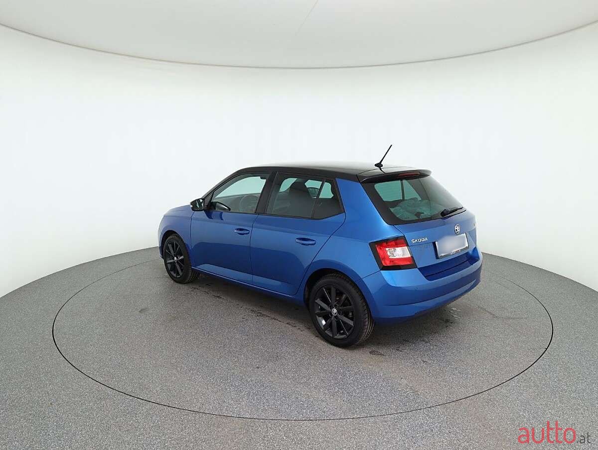 2016' Skoda Fabia photo #5