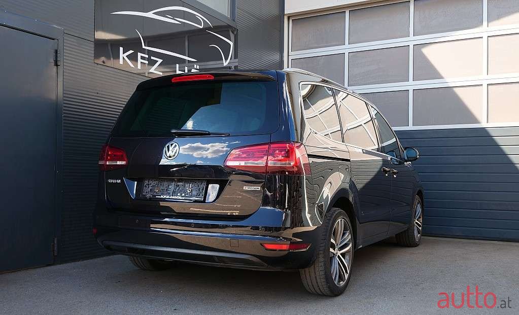 2016' Volkswagen Sharan photo #1