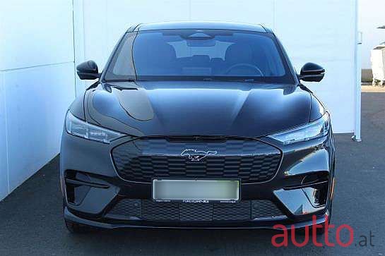 2022' Ford Mustang Mach-E photo #2