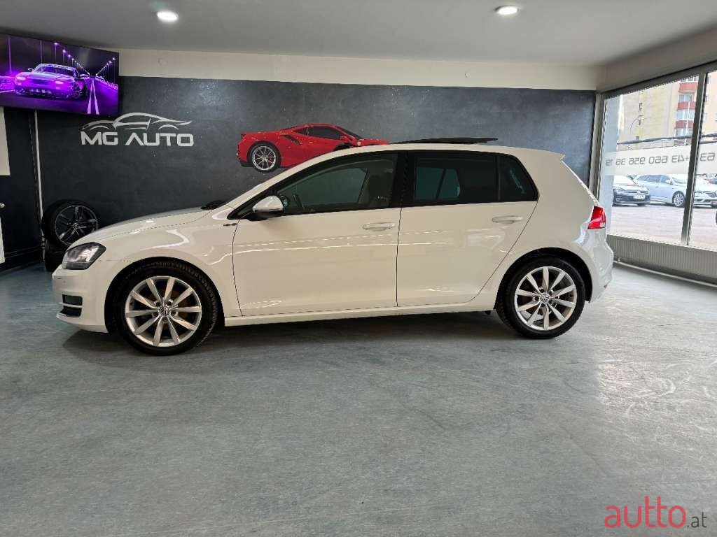 2014' Volkswagen Golf photo #5