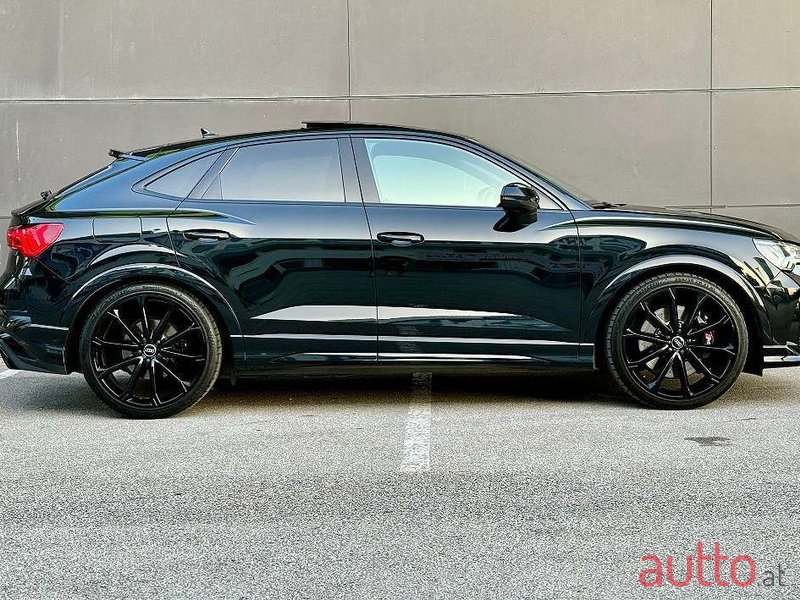 2020' Audi Q3 photo #4