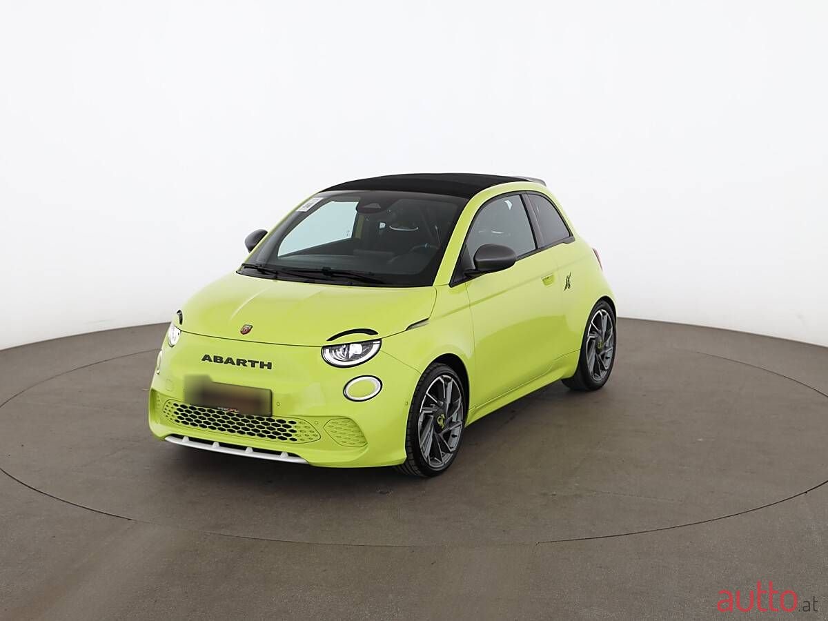 2023' Fiat 500 Abarth photo #1
