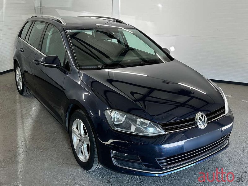 2013' Volkswagen Golf photo #5