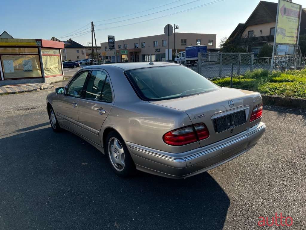 1999' Mercedes-Benz E-Klasse photo #5