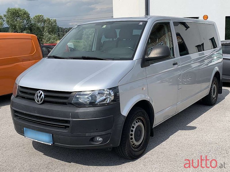2013' Volkswagen T5 photo #1