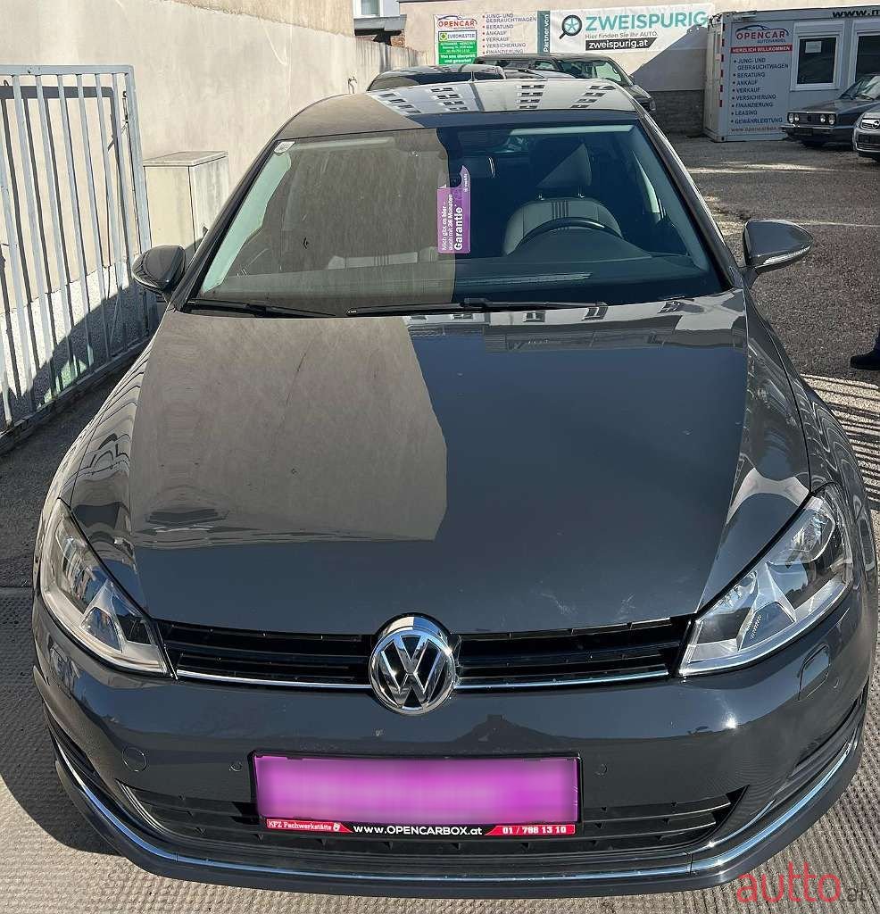 2016' Volkswagen Golf photo #4