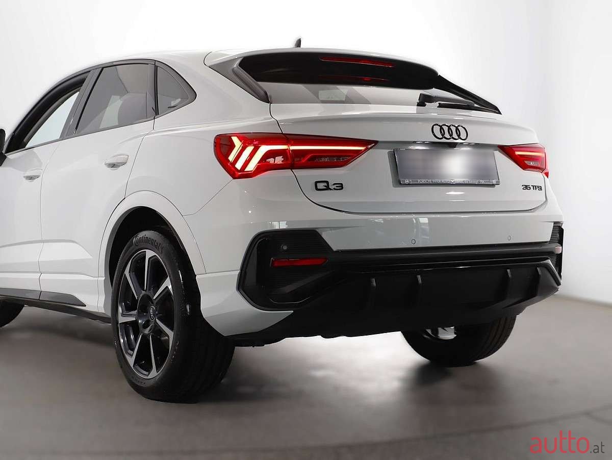 2024' Audi Q3 photo #2