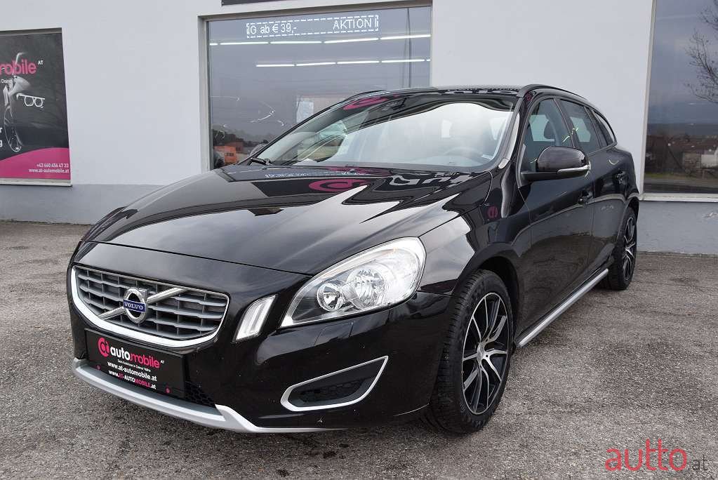 2012' Volvo V60 photo #5