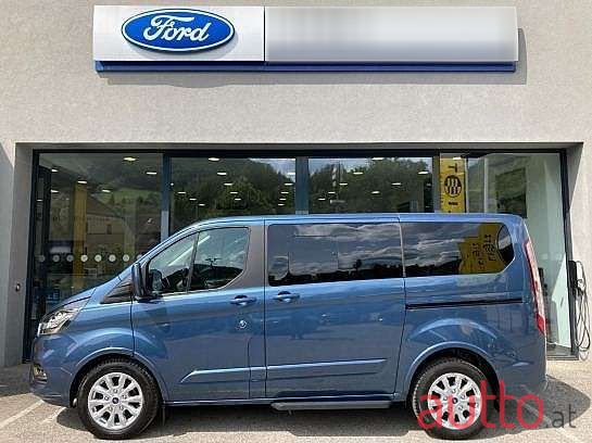 2020' Ford Tourneo photo #1