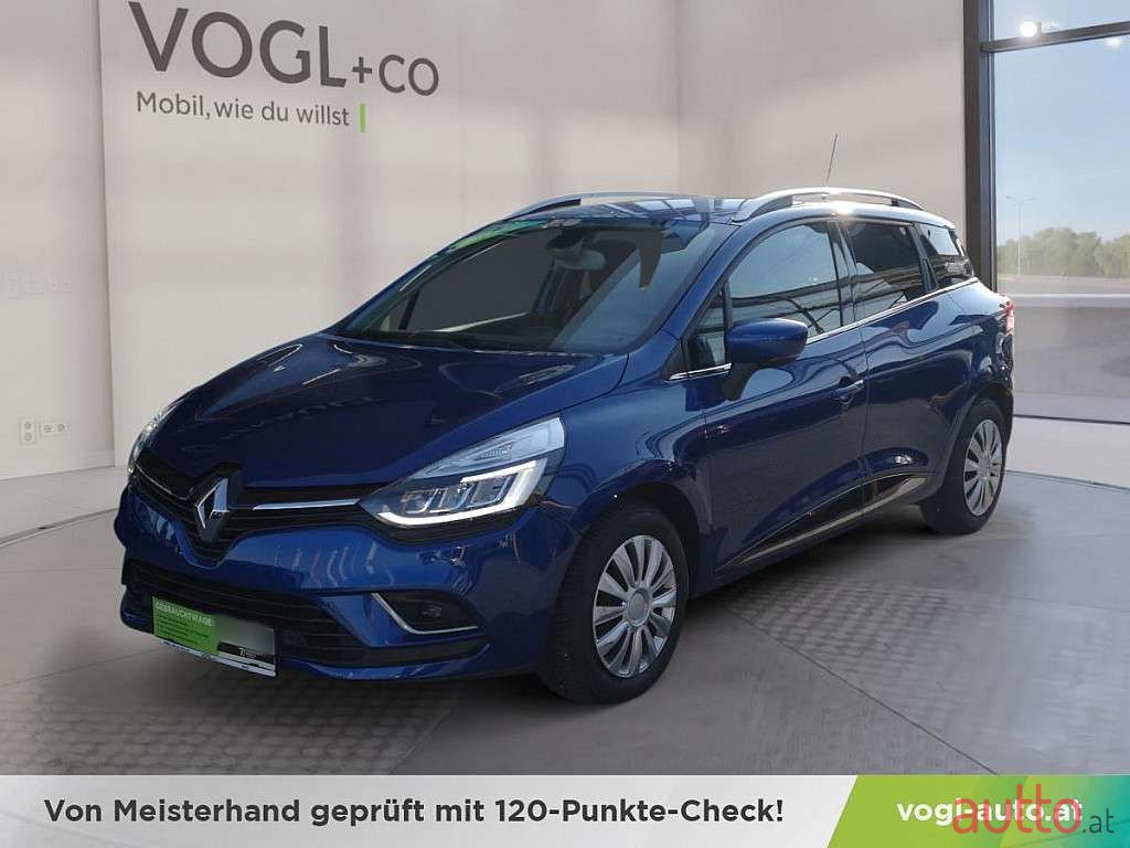2019' Renault Clio photo #1