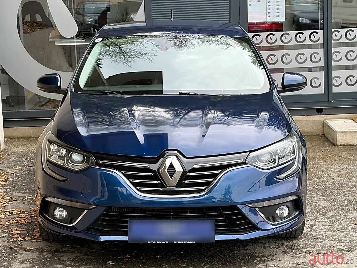 2016' Renault Megane photo #2