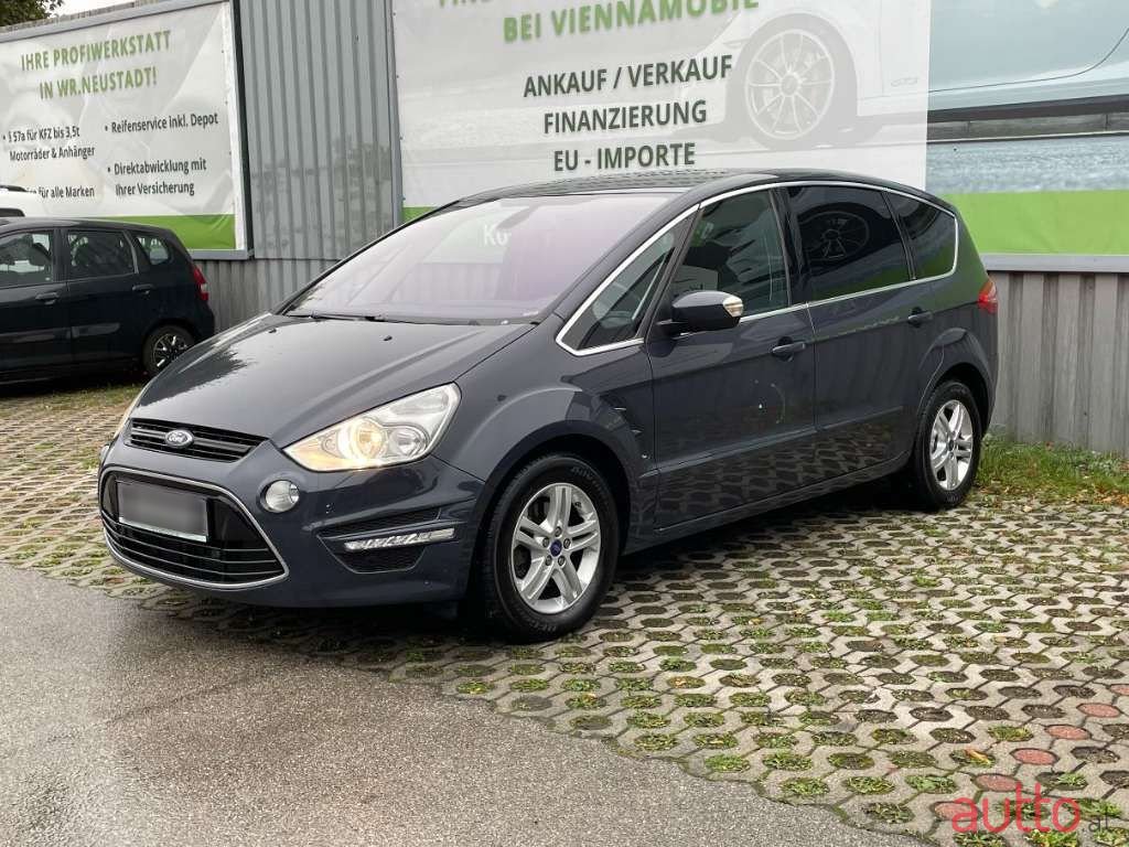 2014' Ford S-Max photo #4