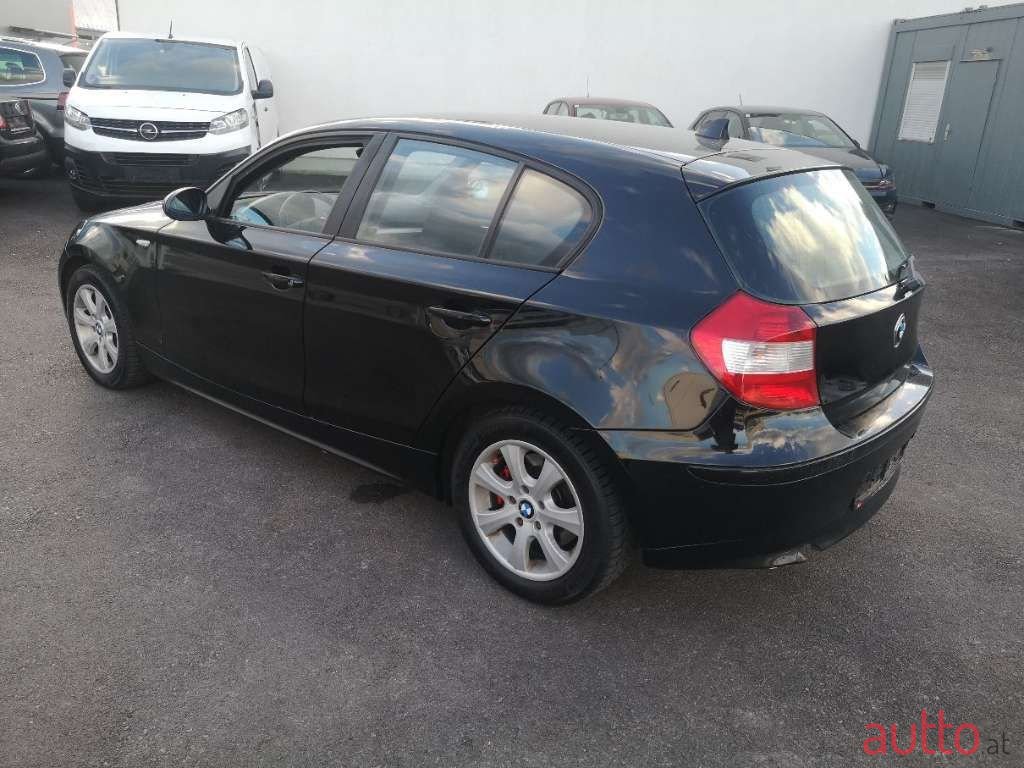 2004' BMW 1Er-Reihe photo #3