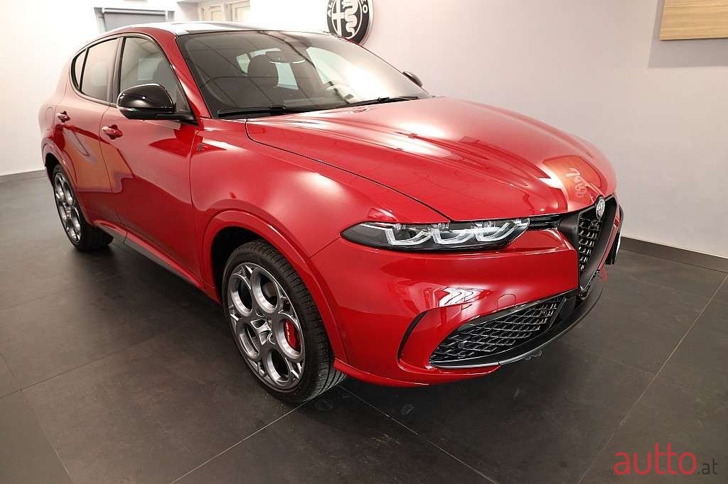 2024' Alfa Romeo Tonale photo #5