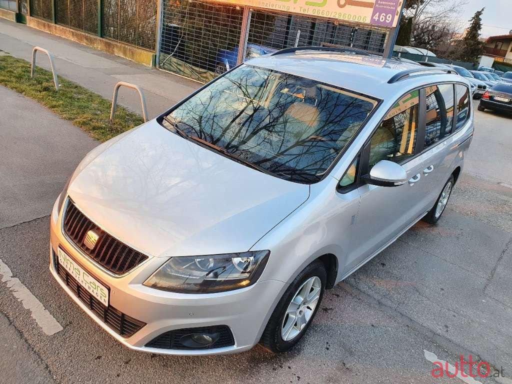 2012' SEAT Alhambra photo #2