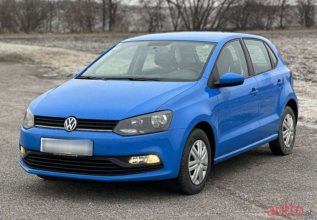 2014' Volkswagen Polo photo #1