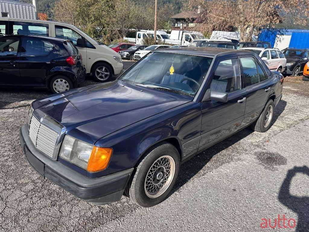1989' Mercedes-Benz E-Klasse photo #1
