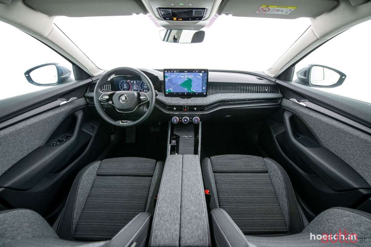 2024' Skoda Superb photo #5