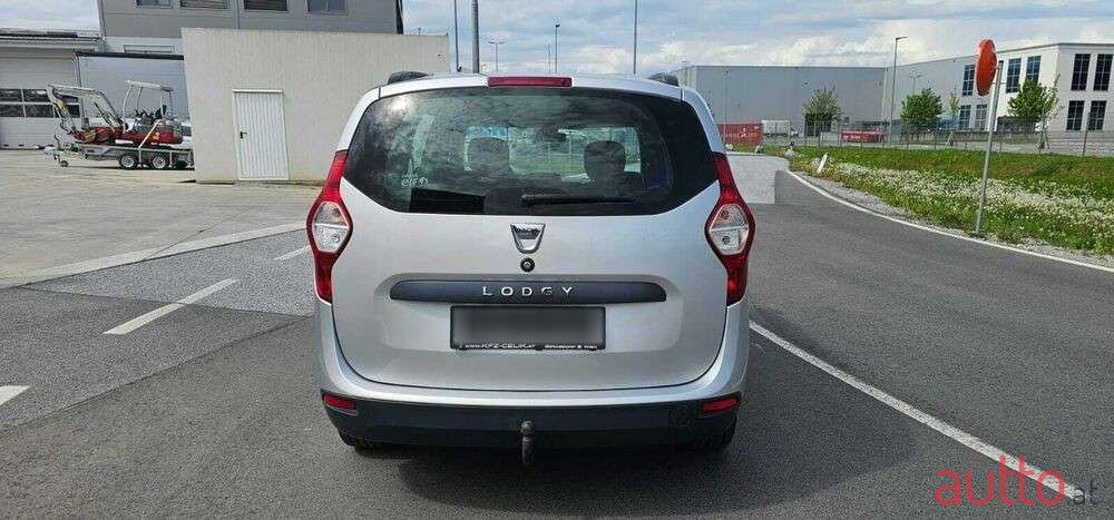 2016' Dacia Lodgy photo #2