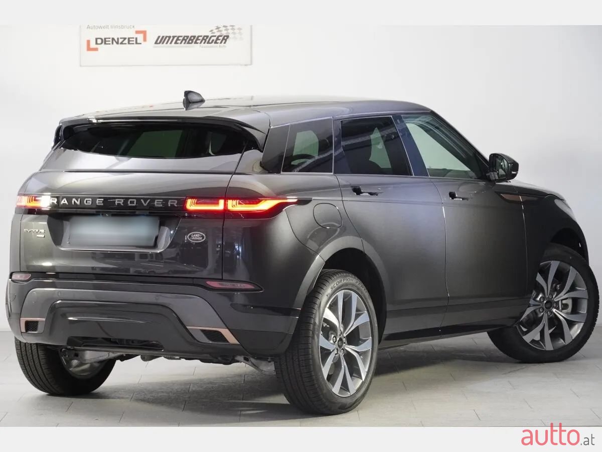 2023' Land Rover Range Rover Evoque photo #2