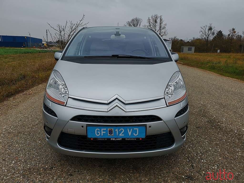 2009' Citroen C4 Picasso photo #2