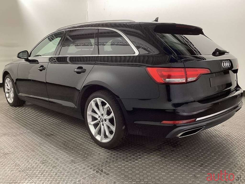 2019' Audi A4 photo #3