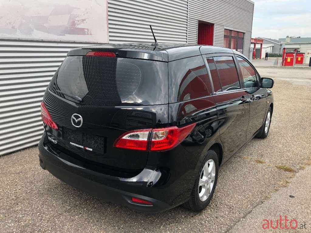 2012' Mazda Mazda5 photo #5