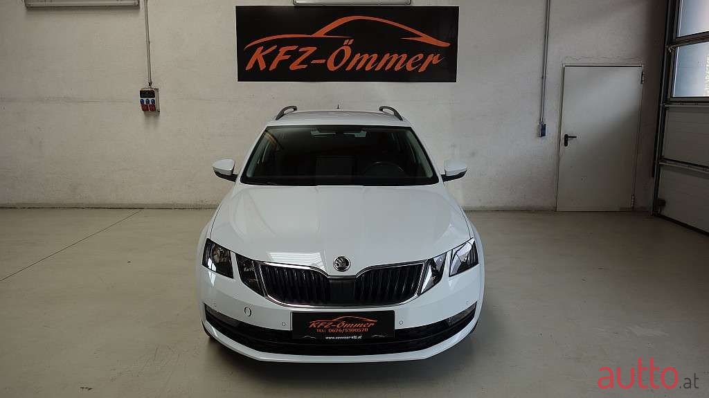 2019' Skoda Octavia photo #3