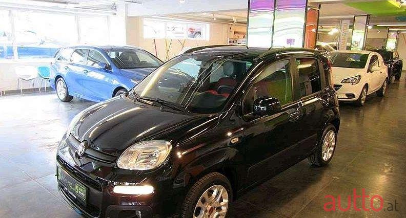 2016' Fiat Panda photo #1