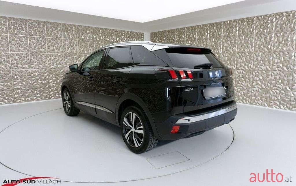 2020' Peugeot 3008 photo #4