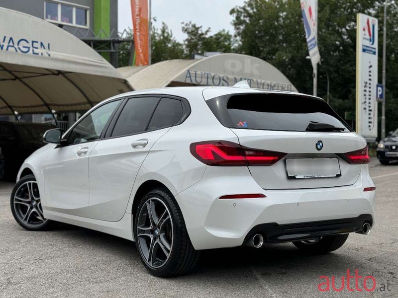 2021' BMW 1Er-Reihe photo #5