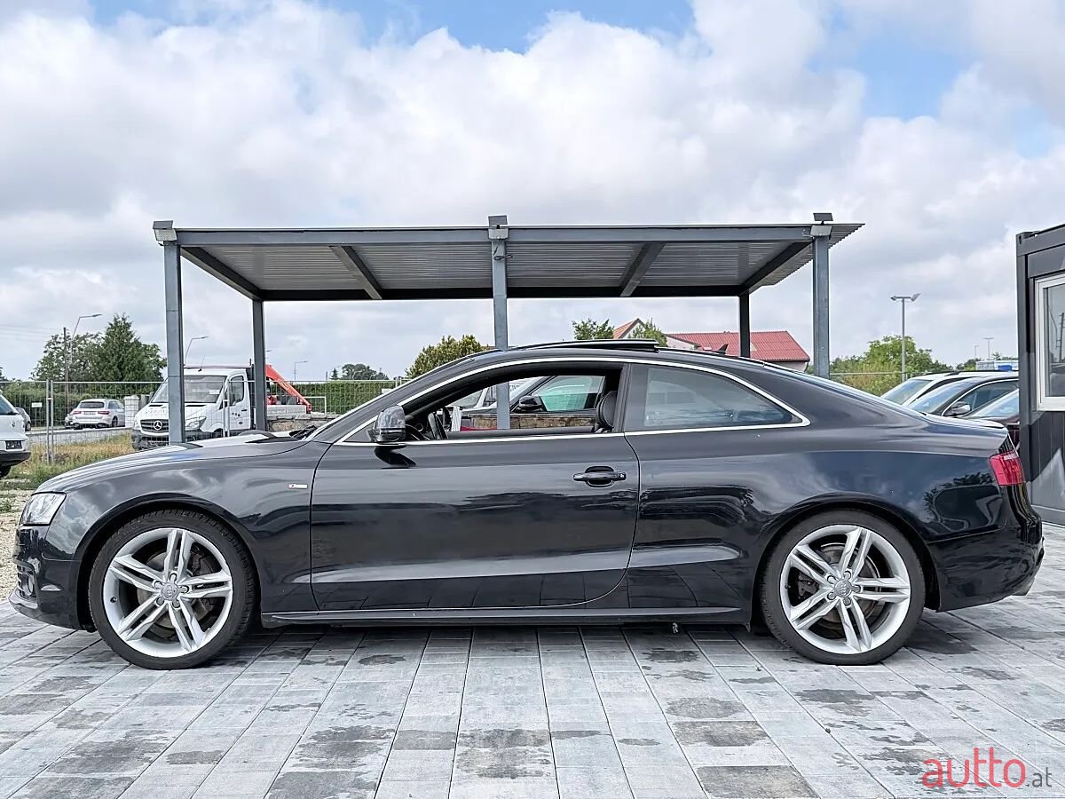 2009' Audi A5 photo #5