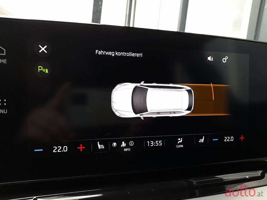 2022' Skoda Octavia photo #4