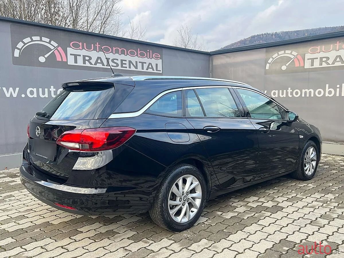 2021' Opel Astra photo #5