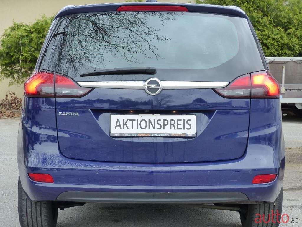 2017' Opel Zafira photo #4