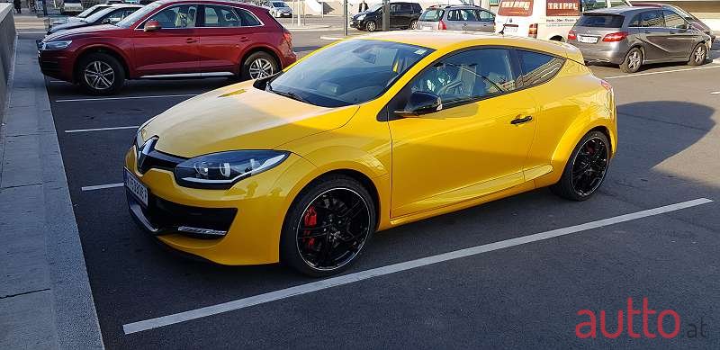 2015' Renault Megane photo #1