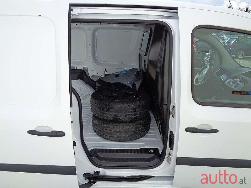 2012' Renault Kangoo photo #6