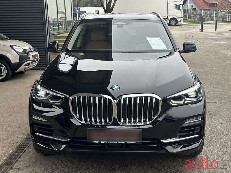 2020' BMW X5 photo #5