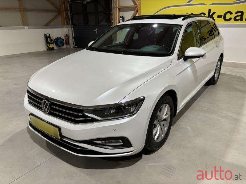 2021' Volkswagen Passat photo #4