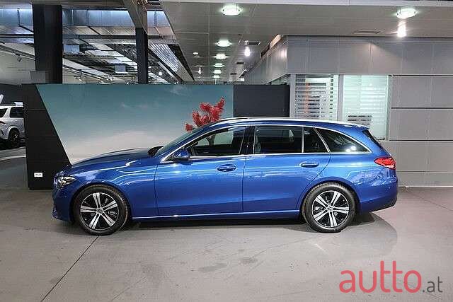 2021' Mercedes-Benz C-Klasse photo #4