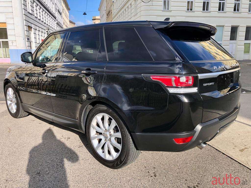 2016' Land Rover Range Rover Sport photo #6